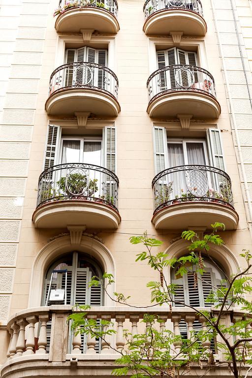 Piso En Poblesec Apartment บาร์เซโลนา ภายนอก รูปภาพ