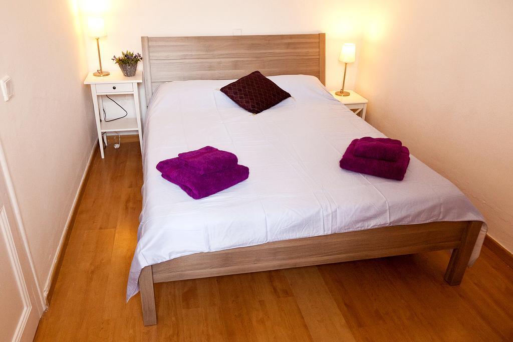 Piso En Poblesec Apartment บาร์เซโลนา ภายนอก รูปภาพ