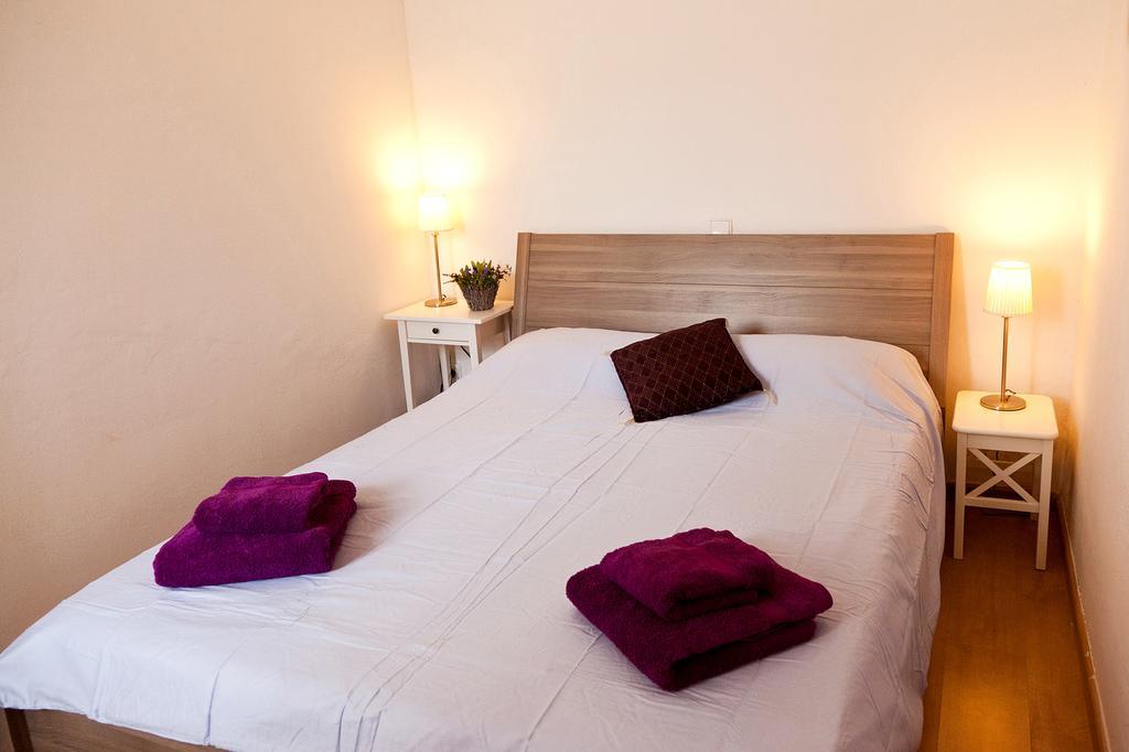 Piso En Poblesec Apartment บาร์เซโลนา ภายนอก รูปภาพ