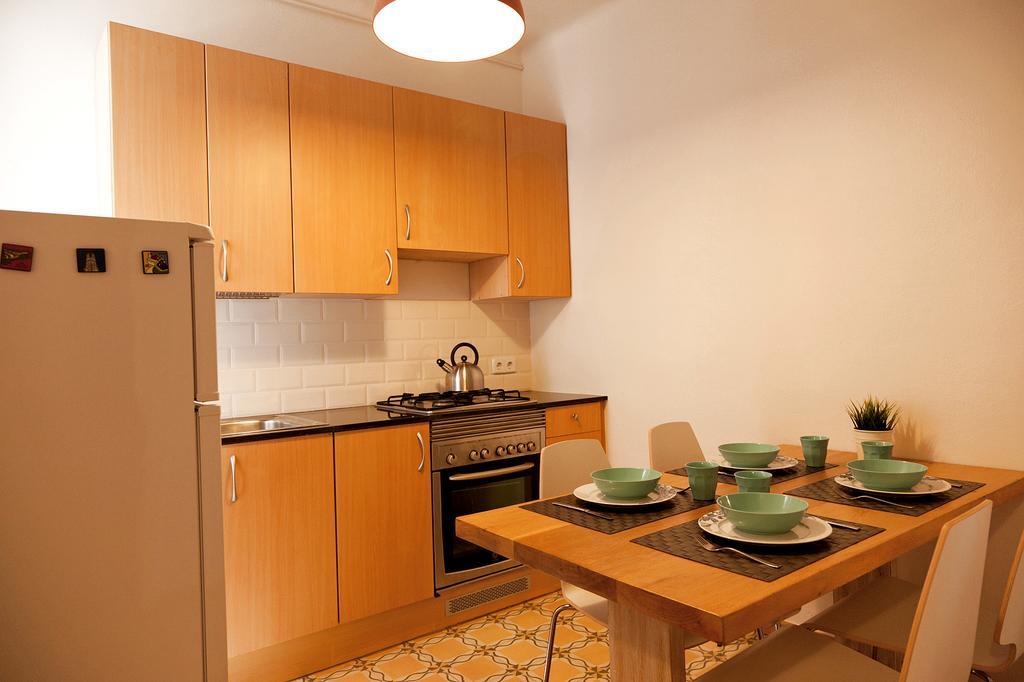 Piso En Poblesec Apartment บาร์เซโลนา ภายนอก รูปภาพ